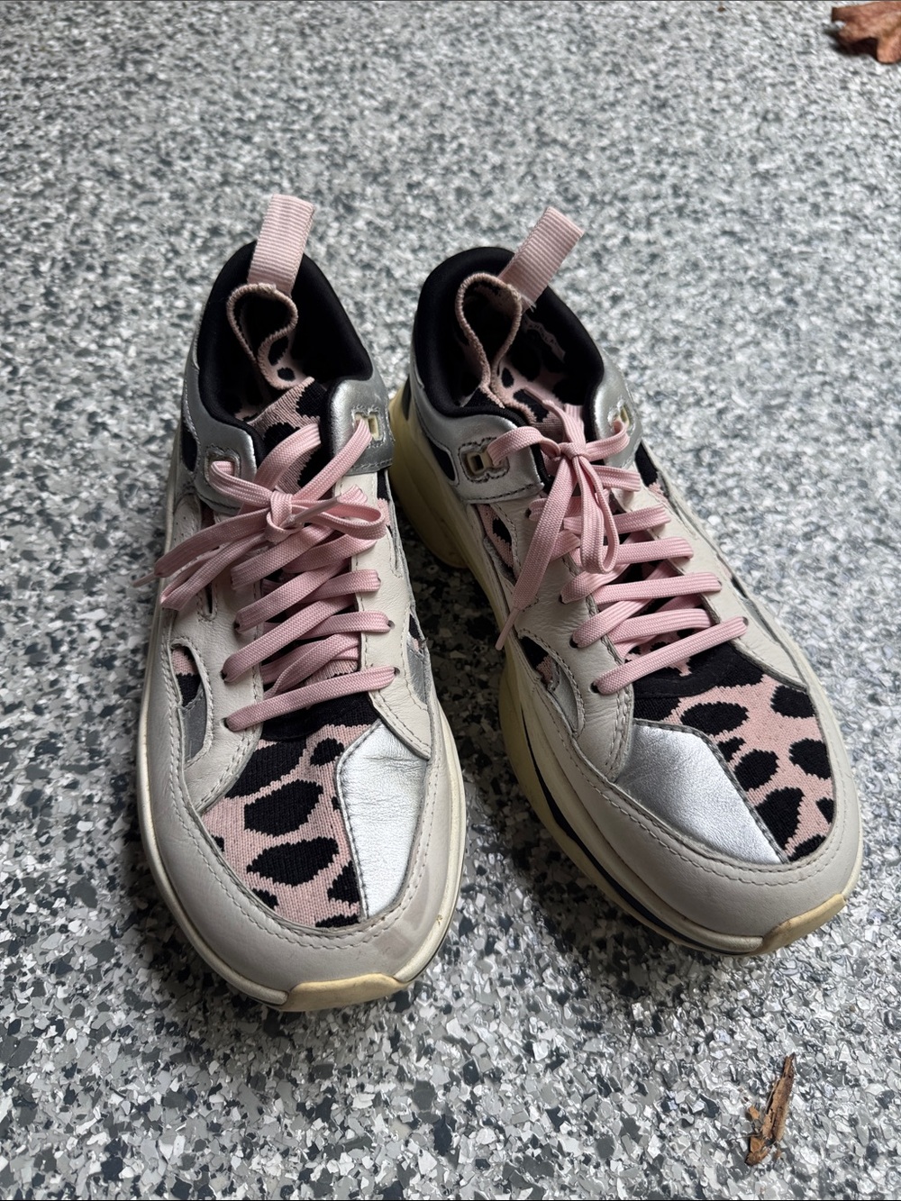 Brandblack Saga 130 shoes
